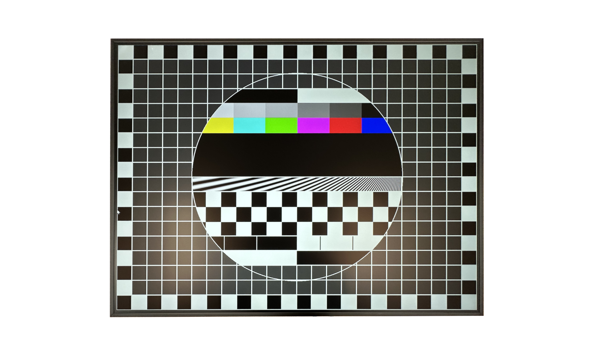 4:3 test pattern displayed natively on Quadra